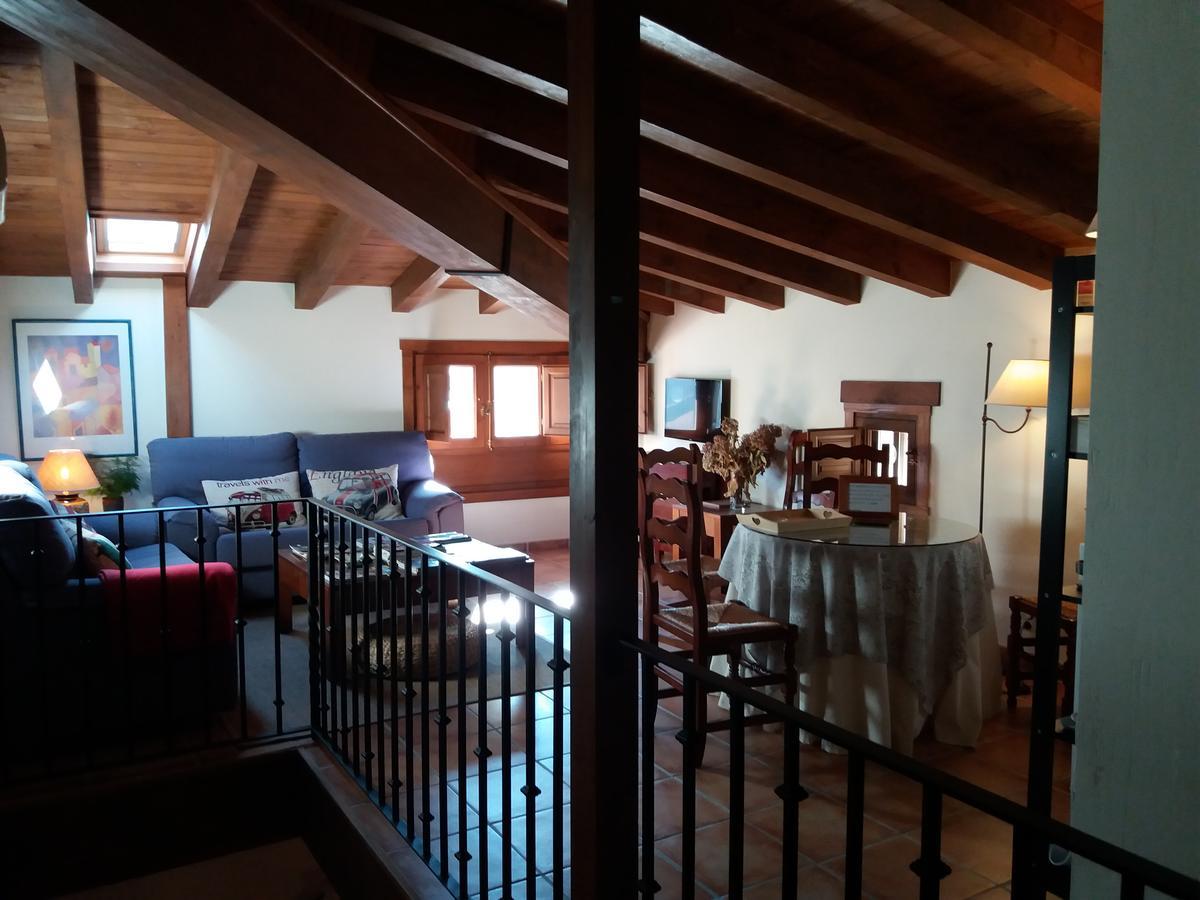 Hostal Rural Luna Y Hostal Rural Lunaposada Канделеда Экстерьер фото
