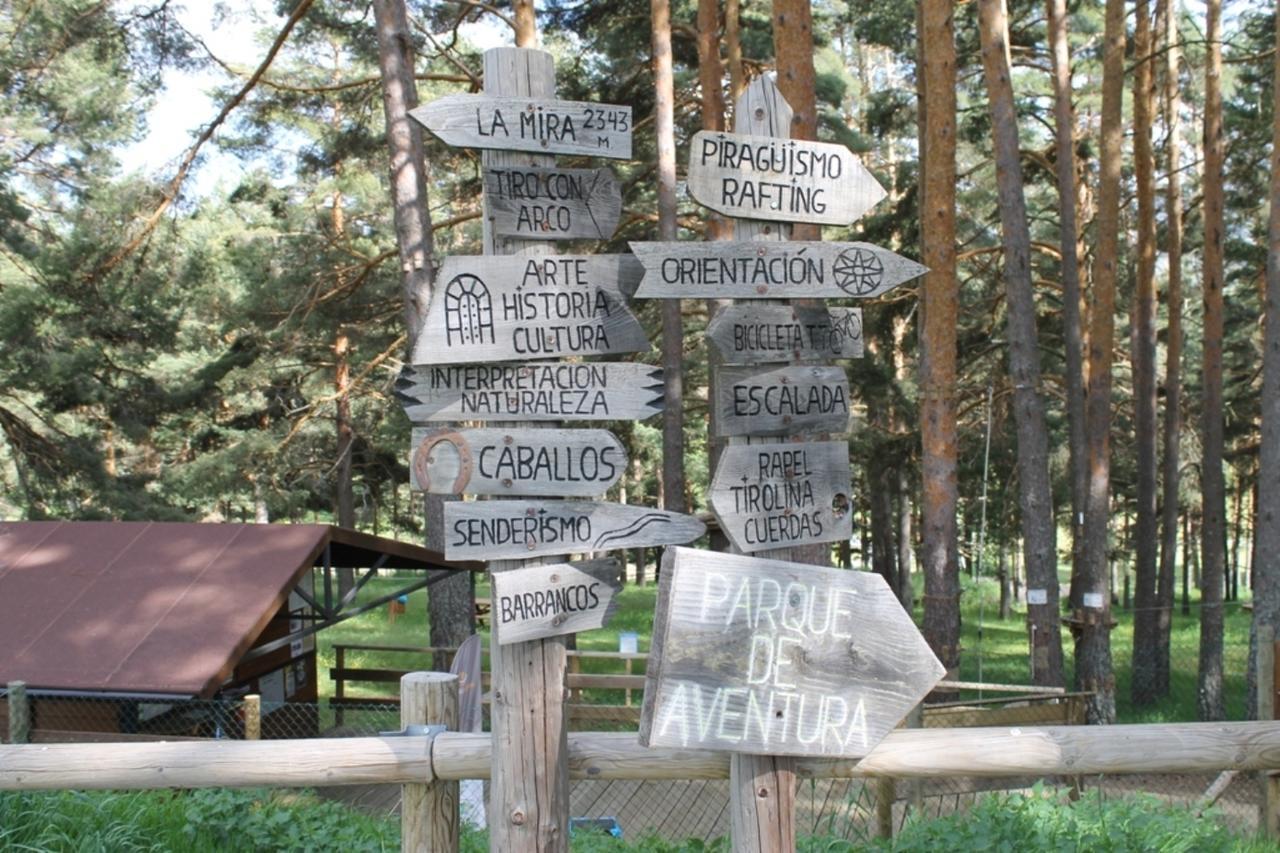 Hostal Rural Luna Y Hostal Rural Lunaposada Канделеда Экстерьер фото